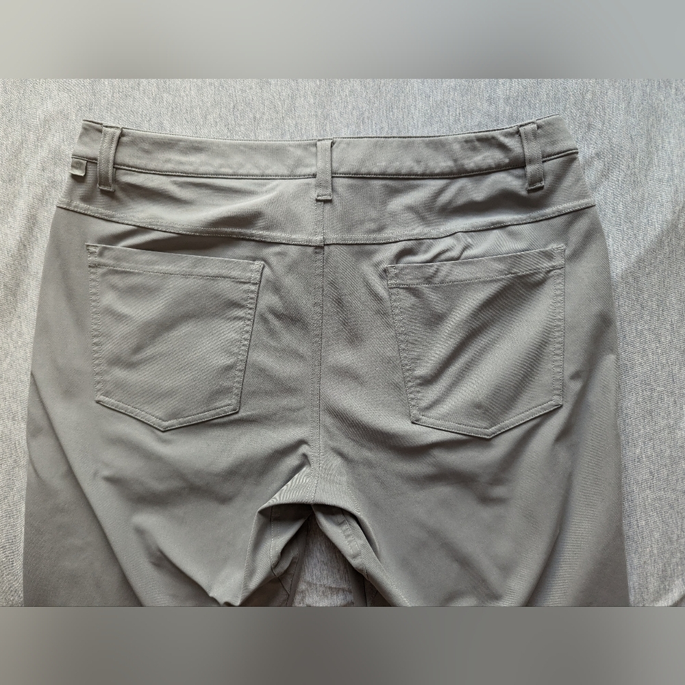 Lululemon ABC Pant Classic *34" in Light Cast - Picture 7 of 14
